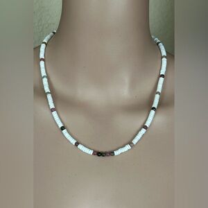 18 inch Shell beads with Tourmaline gemstones. NWOT